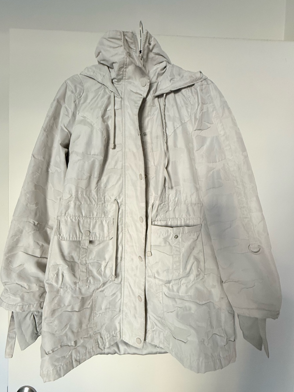 Blanc Noir Anorak Large in Grey/White